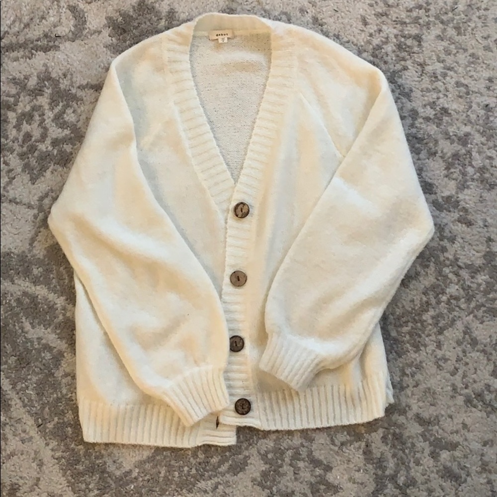 White chunky sweater